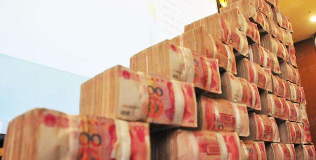 三萬(wàn)現(xiàn)金扔垃圾桶廠(chǎng)家從這個(gè)聚寶盆看出人的心態(tài)